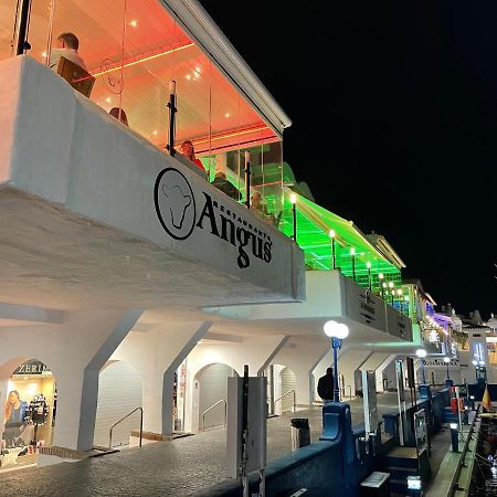 Апартаменты G&G Isla Marina Puerto Бенальмадена Экстерьер фото